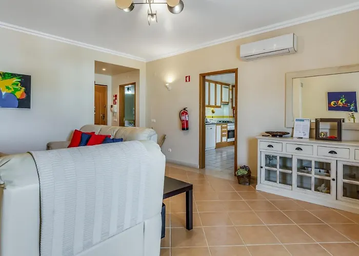 Apartamento Vilamoura Sunny 2bdr By Lovelystay