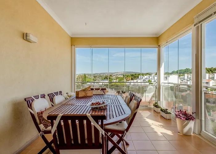 Vilamoura Sunny 2bdr By Lovelystay