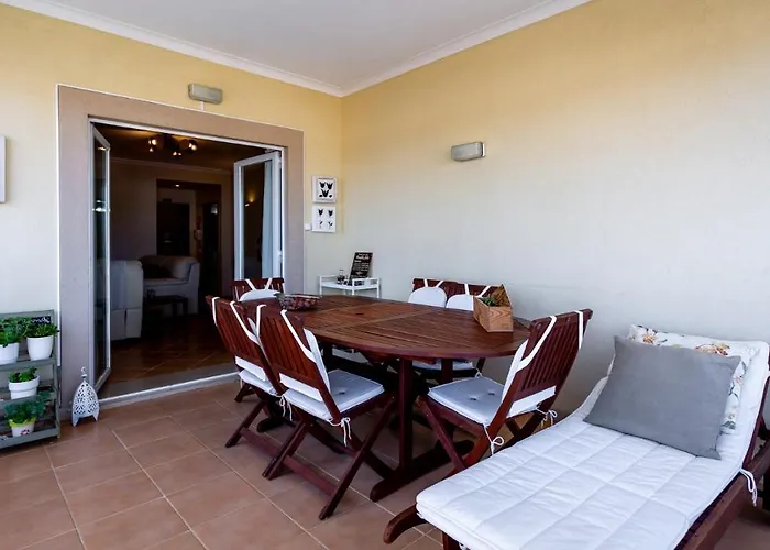 Vilamoura Sunny 2bdr By Lovelystay *